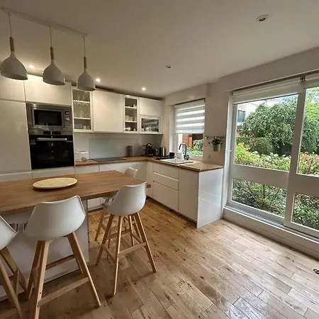Stunning Appartement Close To Versailles Le Chesnay  Exterior photo